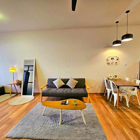Quartz Residence - Melaka Kültér fotó