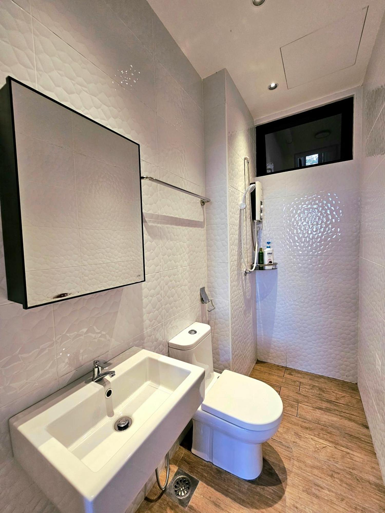 Quartz Residence - Melaka Szoba fotó